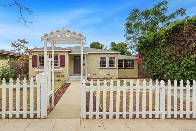 231 E 5Th Ave, Escondido CA: https://media.crmls.org/mediaz/7a46b459-a7e9-49da-b24e-bca323774a92.jpg