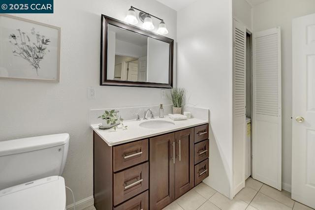 3136 Tice Creek Dr, Walnut Creek CA: https://media.crmls.org/mediaz/7a47d117-dca4-45d1-a376-3baed9e18a89.jpg