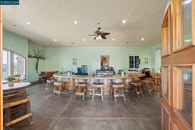 633 Kalthoff Cmn, Livermore CA: https://media.crmls.org/mediaz/7a482c50-120d-4913-a04e-3983f788a224.jpg