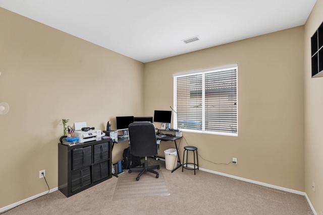 Detail Gallery Image 25 of 64 For 17866 Robusta Dr, Riverside,  CA 92503 - 6 Beds | 3 Baths