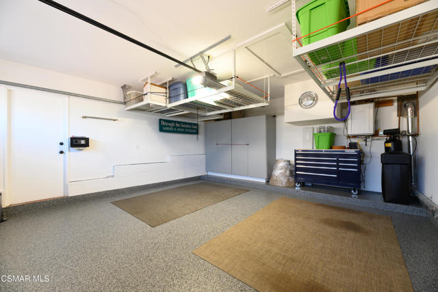 818 Caliente Lane, Ventura CA: https://media.crmls.org/mediaz/7a4a10c1-09dd-4ee3-a925-cb643ec483f9.jpg