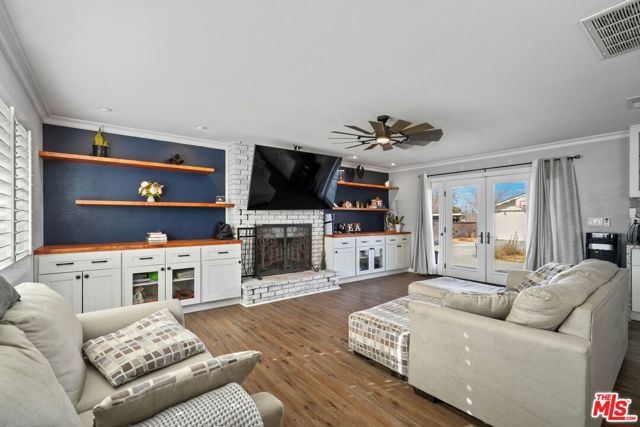 4631 W Avenue M8, Lancaster CA: https://media.crmls.org/mediaz/7a4a4f7a-d98d-4e86-aa6d-4c19648d4d08.jpg
