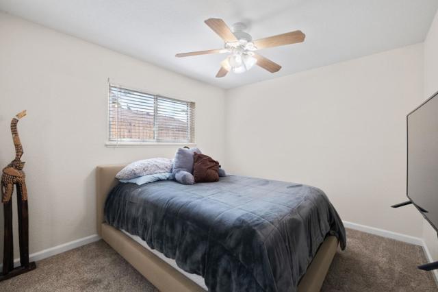 4165 Ernestine Way, North Highlands CA: https://media.crmls.org/mediaz/7a4aeee0-ac3e-4e98-a9c6-b0d04cdec192.jpg