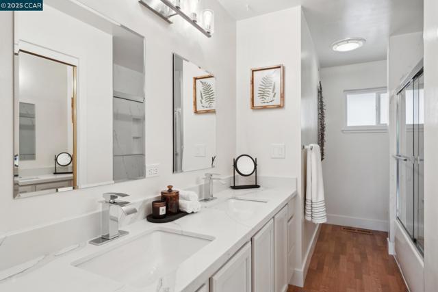 3739 Northridge Dr, Concord CA: https://media.crmls.org/mediaz/7a4b0794-874c-4798-82f1-b505f170d06f.jpg