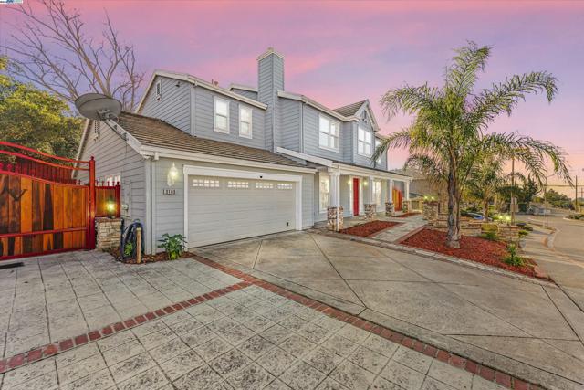 Image 3 of 43 For 3109 Vista Lane
