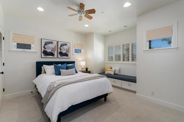 515 N Acacia Ave, Solana Beach CA: https://media.crmls.org/mediaz/7a4c1c53-f60d-420b-b986-68bbc3873639.jpg