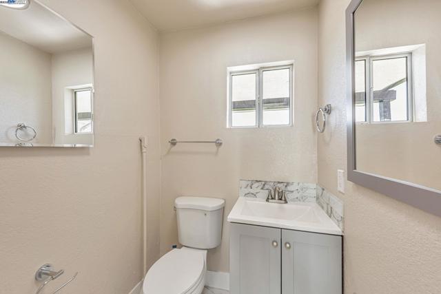 10745 Ridgeview Way, San Jose CA: https://media.crmls.org/mediaz/7a4c57aa-38be-4a0d-afb2-577b9ee98845.jpg