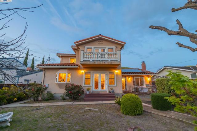 42001 Via San Gabriel, Fremont CA: https://media.crmls.org/mediaz/7a4d6a19-d3b8-4492-ba75-32b9af5f0b3c.jpg