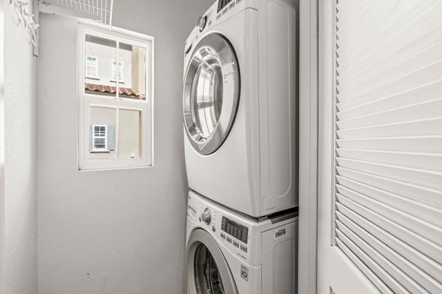 Detail Gallery Image 14 of 51 For 16914 Torbett Ln #16,  San Diego,  CA 92127 - 2 Beds | 2/1 Baths