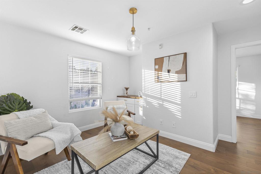 MLS #250043056SD image #9