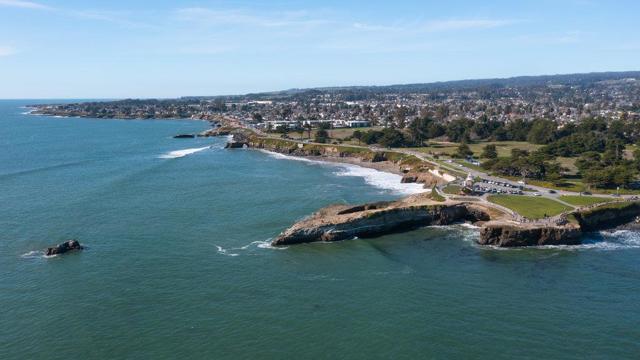 3696 Tiffani Court, Santa Cruz CA: https://media.crmls.org/mediaz/7a4eb19f-8009-4b83-a768-29782ac32f57.jpg