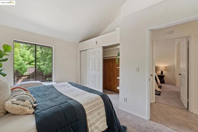 5 Harwich Walk, Pleasant Hill CA: https://media.crmls.org/mediaz/7a4ef623-7b4d-4ebf-859c-5196c509417e.jpg