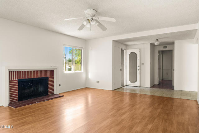 Detail Gallery Image 4 of 21 For 603 Park Rose Ave, Monrovia,  CA 91016 - 3 Beds | 2 Baths