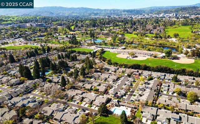 1936 Nero Ct, Walnut Creek CA: https://media.crmls.org/mediaz/7a507bd2-96a6-4ea9-8e90-af52a877d750.jpg