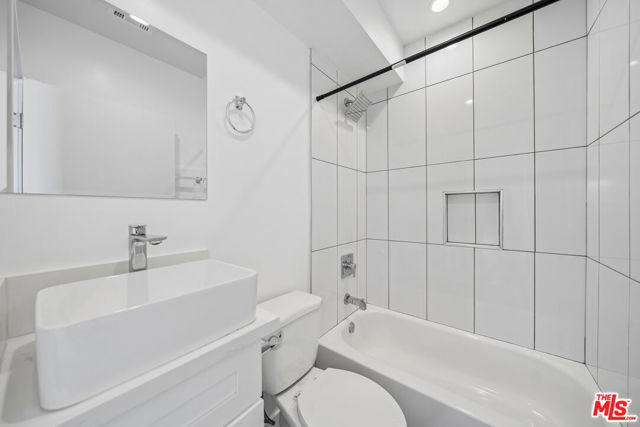 6334 1/2 Beck Avenue photo 19