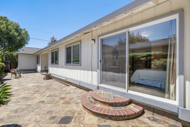 465 E McKinley Avenue, Sunnyvale CA: https://media.crmls.org/mediaz/7a516264-8e5e-4a3e-96b3-b4ec1d25c8ad.jpg