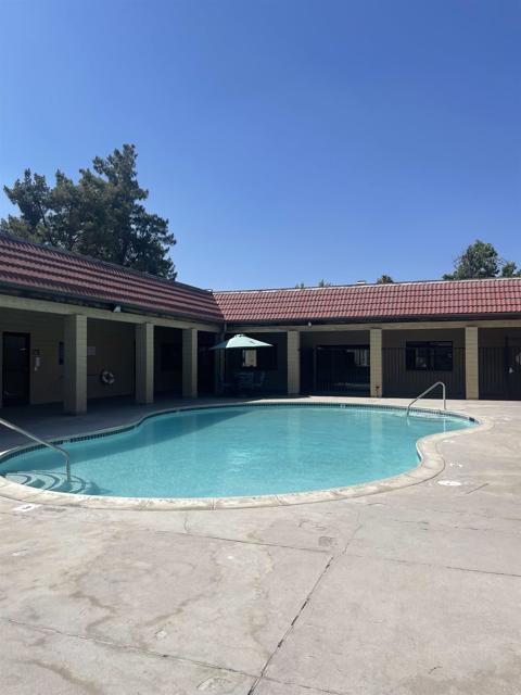 913 S Grand Avenue, San Jacinto CA: https://media.crmls.org/mediaz/7a523d41-f7e7-456d-aafe-a5004541965f.jpg