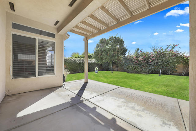80179 Royal Birkdale Drive, Indio CA: https://media.crmls.org/mediaz/7a52fecd-d12e-40a8-91c8-5d4c81159993.jpg