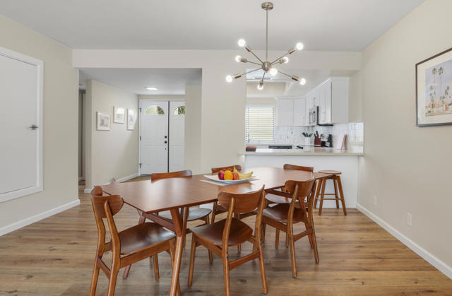 1713 Grand Bahama W Drive, Palm Springs CA: https://media.crmls.org/mediaz/7a533729-497e-4e2e-8e5c-cdb8086e7697.jpg