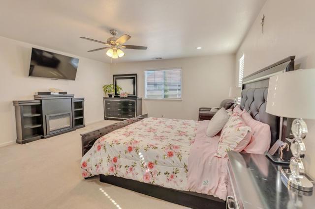 2385 N Mountainside Drive, Los Banos CA: https://media.crmls.org/mediaz/7a5363b0-4c01-4c40-a361-4cec070ed480.jpg