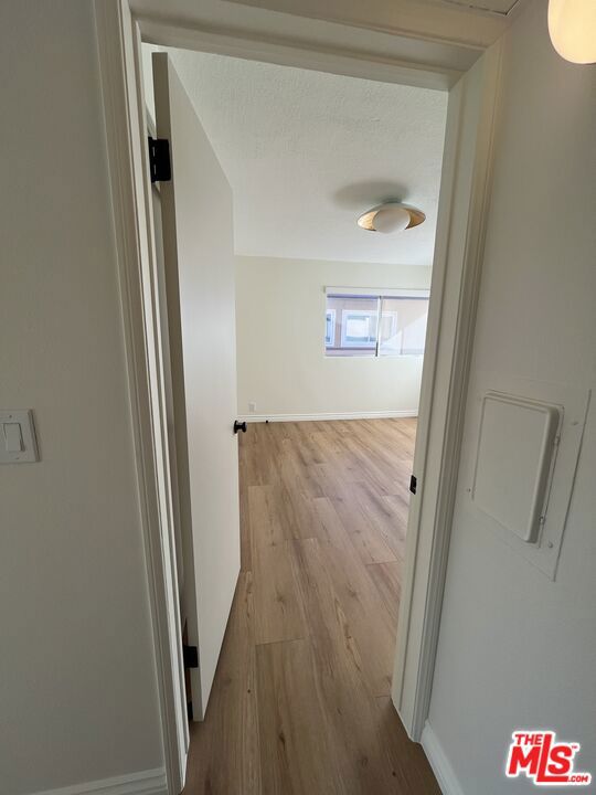 970 Palm Avenue, West Hollywood CA: https://media.crmls.org/mediaz/7a53c65e-2627-467d-8d04-dfb4d0bf37d1.jpg