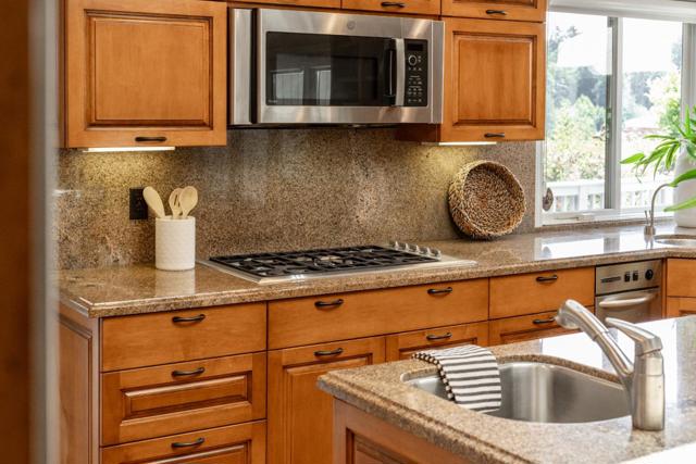105 Jocelyn Court, Santa Cruz CA: https://media.crmls.org/mediaz/7a547a44-ff0e-4e4c-9b14-cc3fe3e2ffc5.jpg