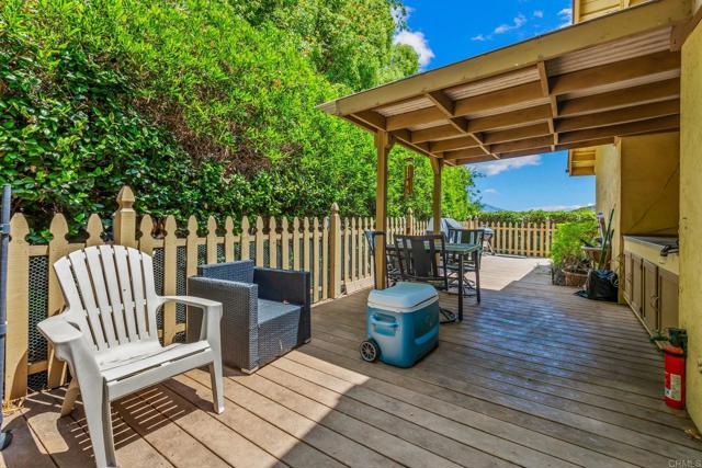 10065 Canyonview Court, Spring Valley CA: https://media.crmls.org/mediaz/7a548c60-a76c-4af9-8222-efb00de4466a.jpg
