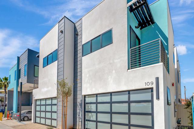 109 Daisy, Imperial Beach CA: https://media.crmls.org/mediaz/7a548d2e-b164-4faf-9587-e8e87403be7d.jpg