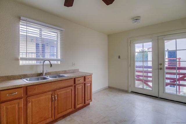 4410 12 Highland Ave, San Diego CA: https://media.crmls.org/mediaz/7a54a735-7b26-45c5-a85d-6e06a4fc1436.jpg