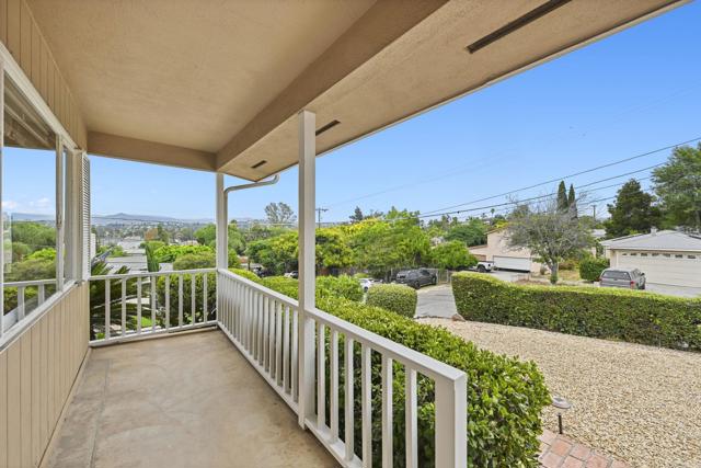Detail Gallery Image 5 of 57 For 936 W 3rd Ave, Escondido,  CA 92025 - 3 Beds | 1 Baths
