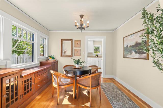 211 2nd Avenue, Santa Cruz CA: https://media.crmls.org/mediaz/7a5986ef-0169-4a1e-8c80-dd6fc83184d8.jpg