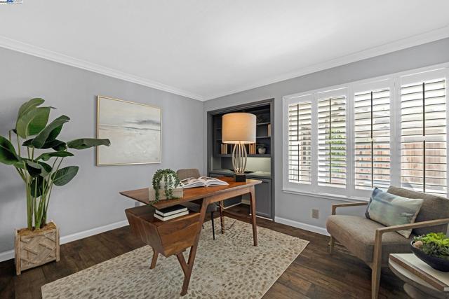 519 Ellesmere Dr, Walnut Creek CA: https://media.crmls.org/mediaz/7a59f8aa-ed50-47df-a5fd-d6ac151012fe.jpg