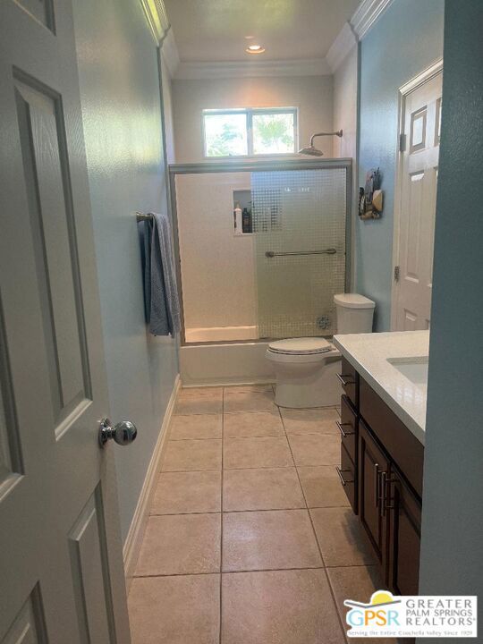 3116 E Via Escuela, Palm Springs CA: https://media.crmls.org/mediaz/7a5a2086-b728-4b57-818b-9a0af5a4f31b.jpg