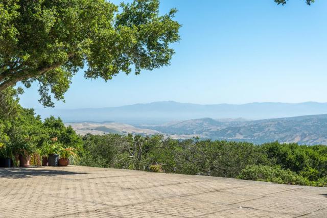 25940 Colt Lane, Carmel Valley CA: https://media.crmls.org/mediaz/7a5ad64c-8837-4191-a6ee-d23a14020ff8.jpg
