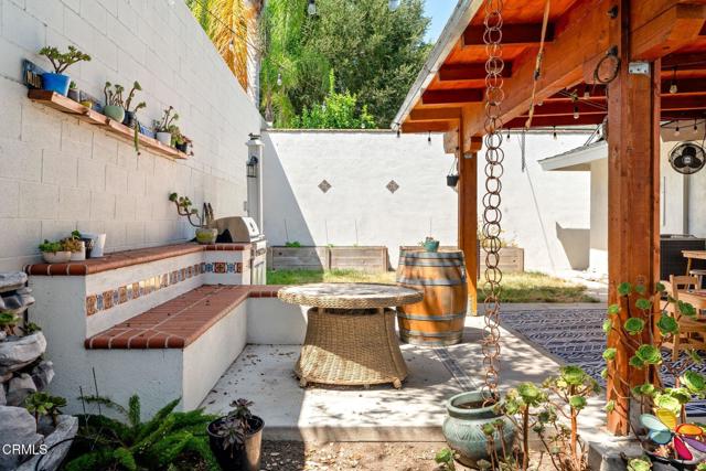 3 Bed Home for Sale in Oak View, California