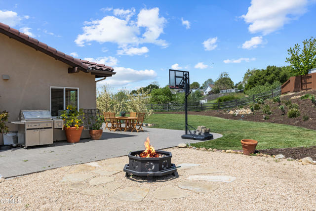 690 Valley Oak Road, Solvang CA: https://media.crmls.org/mediaz/7a5d7075-0a0e-45f9-b202-a7542d3a64c2.jpg