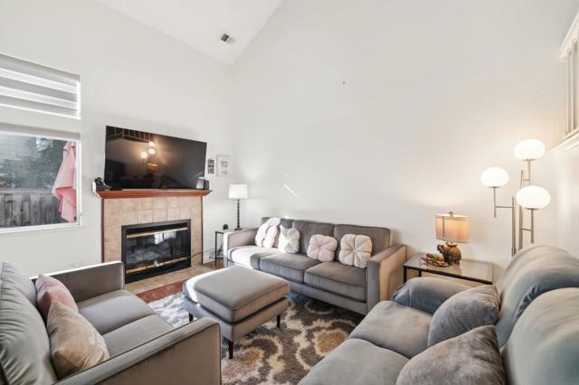 25 Deer Run Circle, San Jose CA: https://media.crmls.org/mediaz/7a5d8337-23c6-46e9-ab4a-b52ddc269acc.jpg