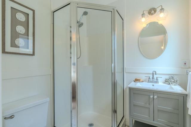647 Canyon Drive, Pacifica CA: https://media.crmls.org/mediaz/7a5daf30-68fa-4c2f-ad89-3d6618e9bfd2.jpg