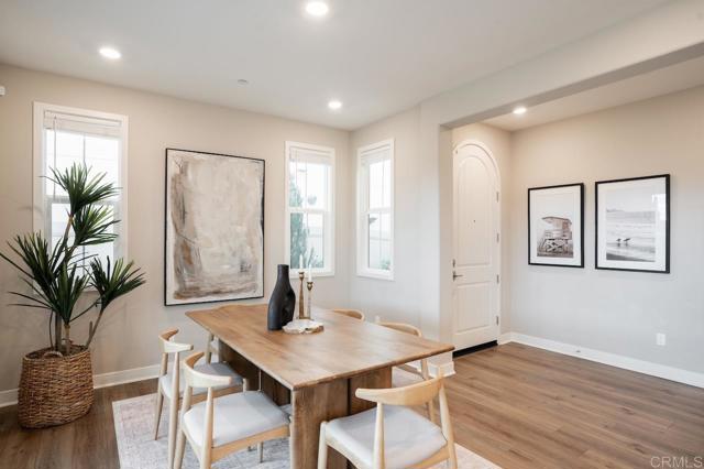 Detail Gallery Image 12 of 35 For 6675 Agave Cir, Carlsbad,  CA 92011 - 4 Beds | 3 Baths