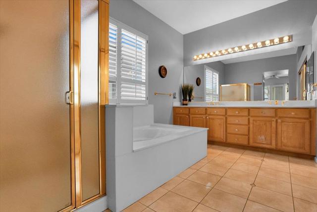 8873 Wine Valley Circle, San Jose CA: https://media.crmls.org/mediaz/7a5f705f-0e2e-454b-9912-1d6738b3ac27.jpg