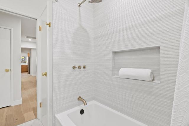 520 S Bayview Avenue, Sunnyvale CA: https://media.crmls.org/mediaz/7a62af4e-85e9-489a-8604-72ea70b98337.jpg