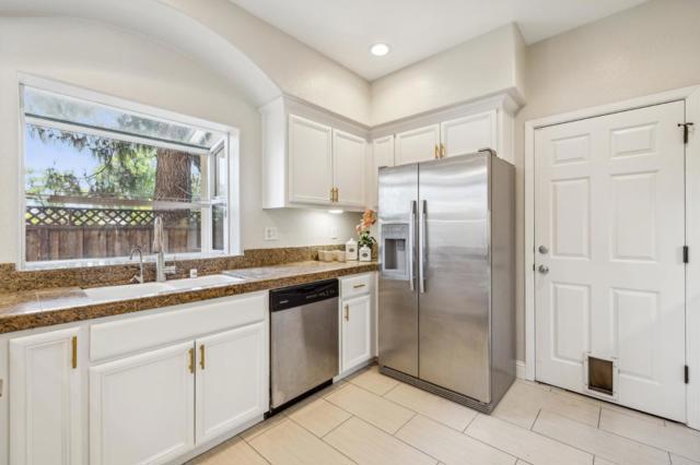 5588 Cedar Garden Court, San Jose CA: https://media.crmls.org/mediaz/7a64b517-60fc-477b-ae10-6b7f9d218f1f.jpg