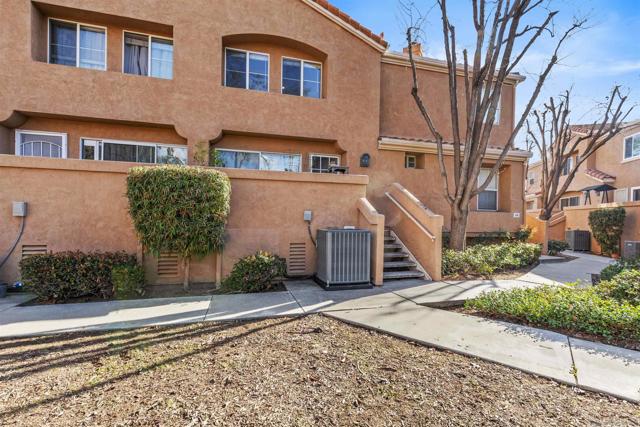 Image 19 of 29 For 13806 Pinkard Way  Unit 40