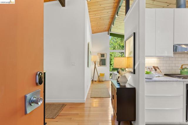 Image 4 of 36 For 730 Wildcat Canyon Rd