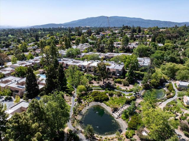 116 Calle Nivel, Los Gatos CA: https://media.crmls.org/mediaz/7a65774f-f72a-42e9-bf7c-6d21c611402f.jpg