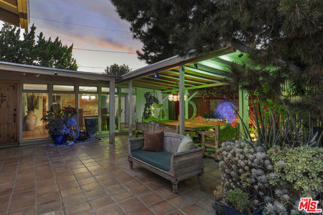 3 Bed Home for Sale in Los Angeles, California