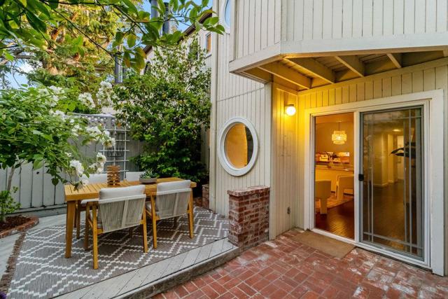 502 W Sunnyoaks Avenue, Campbell CA: https://media.crmls.org/mediaz/7a68691d-d2a8-49c5-aa7d-a4947261499b.jpg
