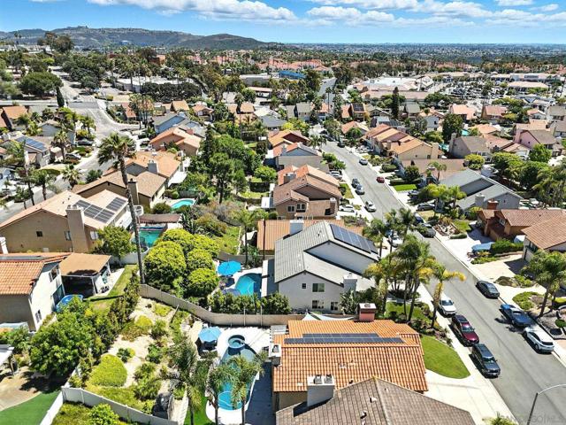 13445 Appalachian Way, San Diego CA: https://media.crmls.org/mediaz/7a68948f-759c-478d-b26f-d29cd7c2b91a.jpg