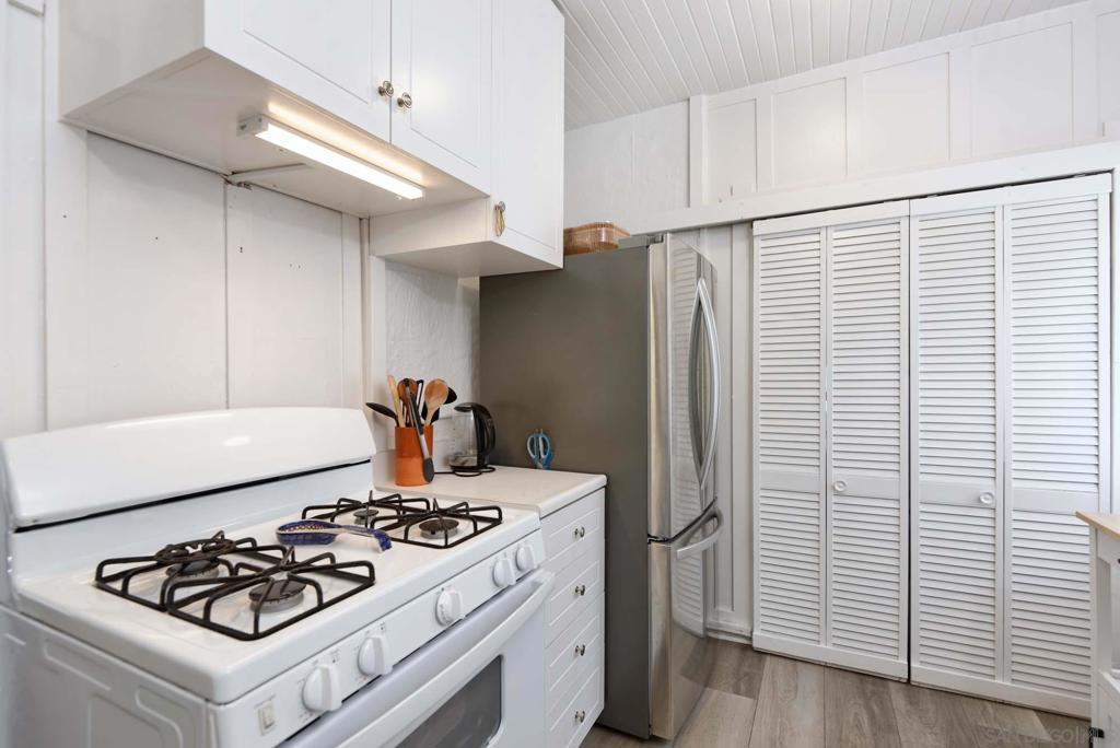 7979 Prospect Pl - photo 13