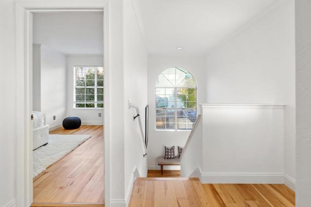 622 Avenue Balboa, El Granada CA: https://media.crmls.org/mediaz/7a69a701-4d0a-4c07-a0c2-1e890539f621.jpg